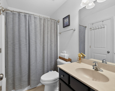 109 Hico Way - Photo Thumbnail 48