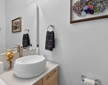 109 Hico Way - Photo Thumbnail 40