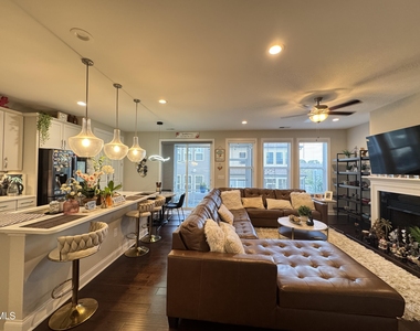 929 Haybeck Lane - Photo Thumbnail 9