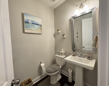 929 Haybeck Lane - Photo Thumbnail 7