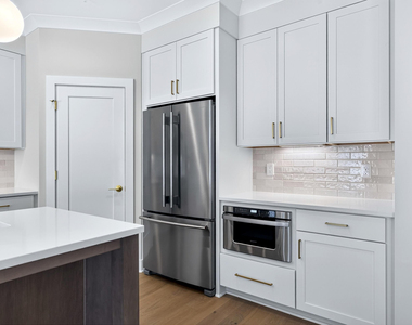 407 Chatham View Road - Photo Thumbnail 25
