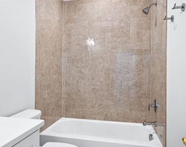 407 Chatham View Road - Photo Thumbnail 43