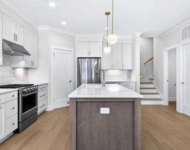 407 Chatham View Road - Photo Thumbnail 19
