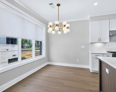 407 Chatham View Road - Photo Thumbnail 17