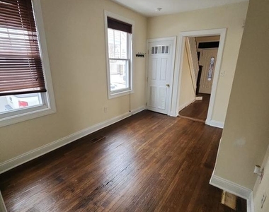 2804 Christopher Avenue - Photo Thumbnail 8