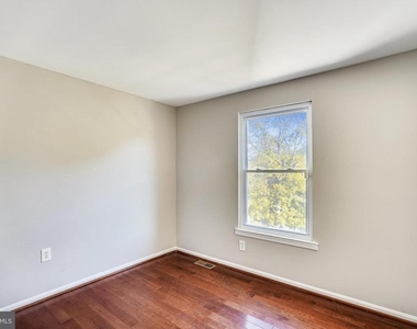 8151 Turn Loop Road - Photo Thumbnail 21
