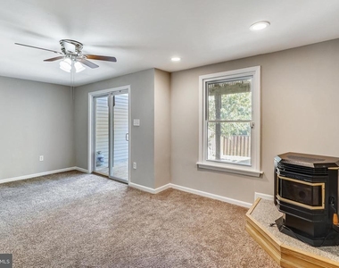 8151 Turn Loop Road - Photo Thumbnail 7