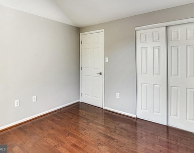 8151 Turn Loop Road - Photo Thumbnail 20