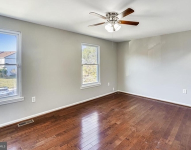 8151 Turn Loop Road - Photo Thumbnail 10