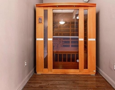 703 Skippers Lane - Photo Thumbnail 38