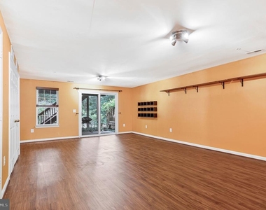 616 Bellerive Court - Photo Thumbnail 20