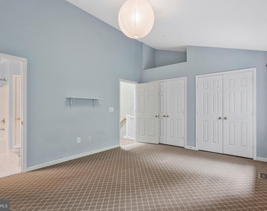 616 Bellerive Court - Photo Thumbnail 10