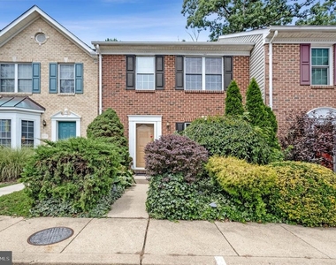 616 Bellerive Court - Photo Thumbnail 31