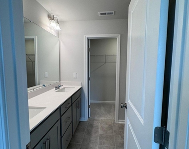 143 Sweet Lilac Way - Photo Thumbnail 26