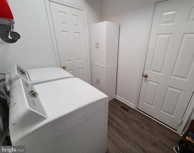 133 Myrtle Avenue - Photo Thumbnail 25