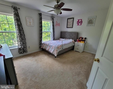 133 Myrtle Avenue - Photo Thumbnail 12