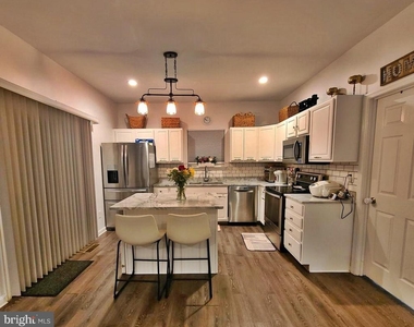 133 Myrtle Avenue - Photo Thumbnail 7