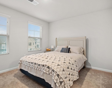 728 Cormiche Lane - Photo Thumbnail 26
