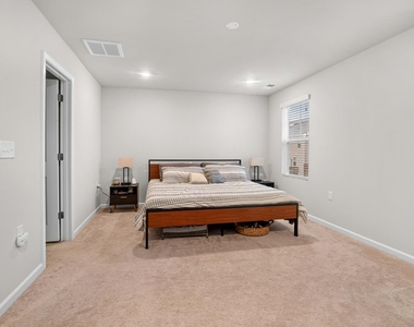 728 Cormiche Lane - Photo Thumbnail 23