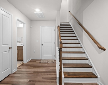 728 Cormiche Lane - Photo Thumbnail 1