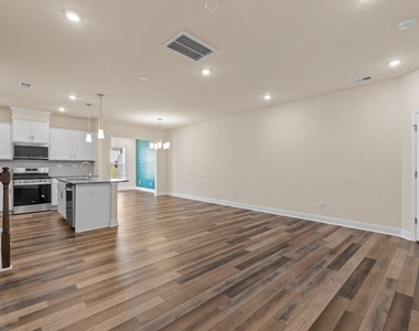 1178 Citadel Avenue - Photo Thumbnail 15