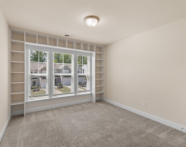 1178 Citadel Avenue - Photo Thumbnail 32