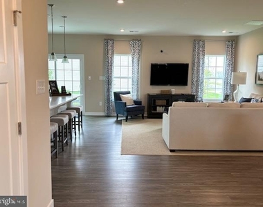 22631 Pelican Point Boulevard W - Photo Thumbnail 3