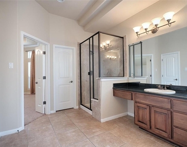 16228 Old Baldy Dr - Photo Thumbnail 11