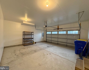 27003 Greenleaf Drive - Photo Thumbnail 21