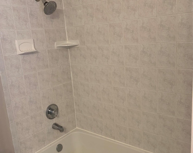 3215 Tree Grove Dr - Photo Thumbnail 17
