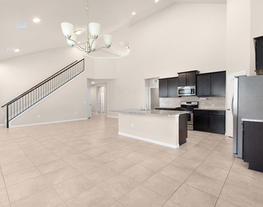 2437 Lyla Ln - Photo Thumbnail 6