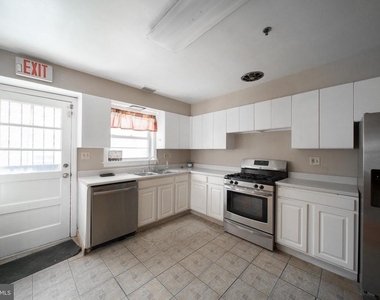 8020 Eastern Avenue Nw - Photo Thumbnail 14