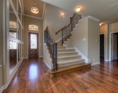 405 S Meadowlark St - Photo Thumbnail 5