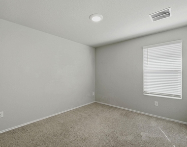 15204 Siberian Elm Ln - Photo Thumbnail 11
