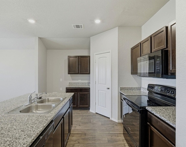15204 Siberian Elm Ln - Photo Thumbnail 4