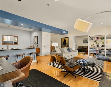 2363 Champlain Street Nw - Photo Thumbnail 4