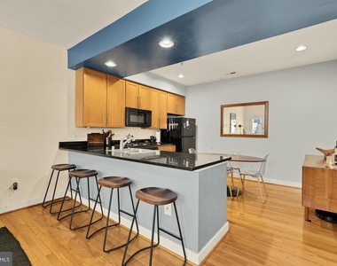 2363 Champlain Street Nw - Photo Thumbnail 7