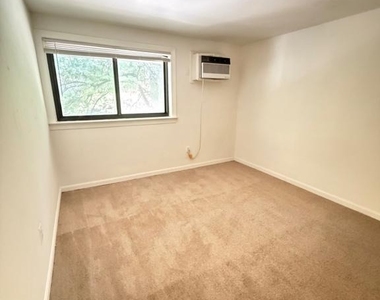3107 Naylor Road Se - Photo Thumbnail 6