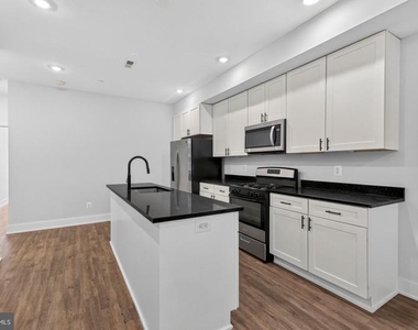 213 Seaton Place Ne - Photo Thumbnail 9