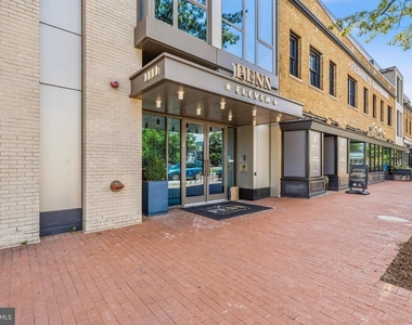 1111 Pennsylvania Avenue Se - Photo Thumbnail 11