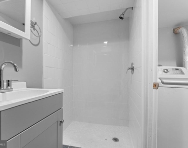 1811 T Place Se - Photo Thumbnail 27