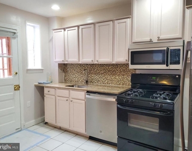 30 53rd Street Se - Photo Thumbnail 9