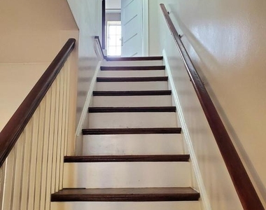 30 53rd Street Se - Photo Thumbnail 14