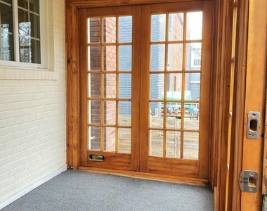 30 53rd Street Se - Photo Thumbnail 21