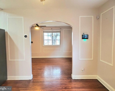 30 53rd Street Se - Photo Thumbnail 4
