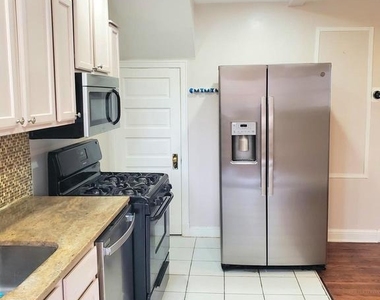 30 53rd Street Se - Photo Thumbnail 11