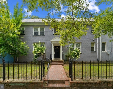 1617 F Street Ne - Photo Thumbnail 1