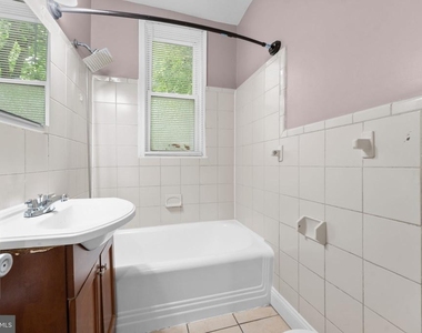 1617 F Street Ne - Photo Thumbnail 6