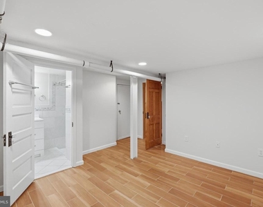 3839 Beecher Street Nw - Photo Thumbnail 30