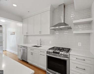 3839 Beecher Street Nw - Photo Thumbnail 9